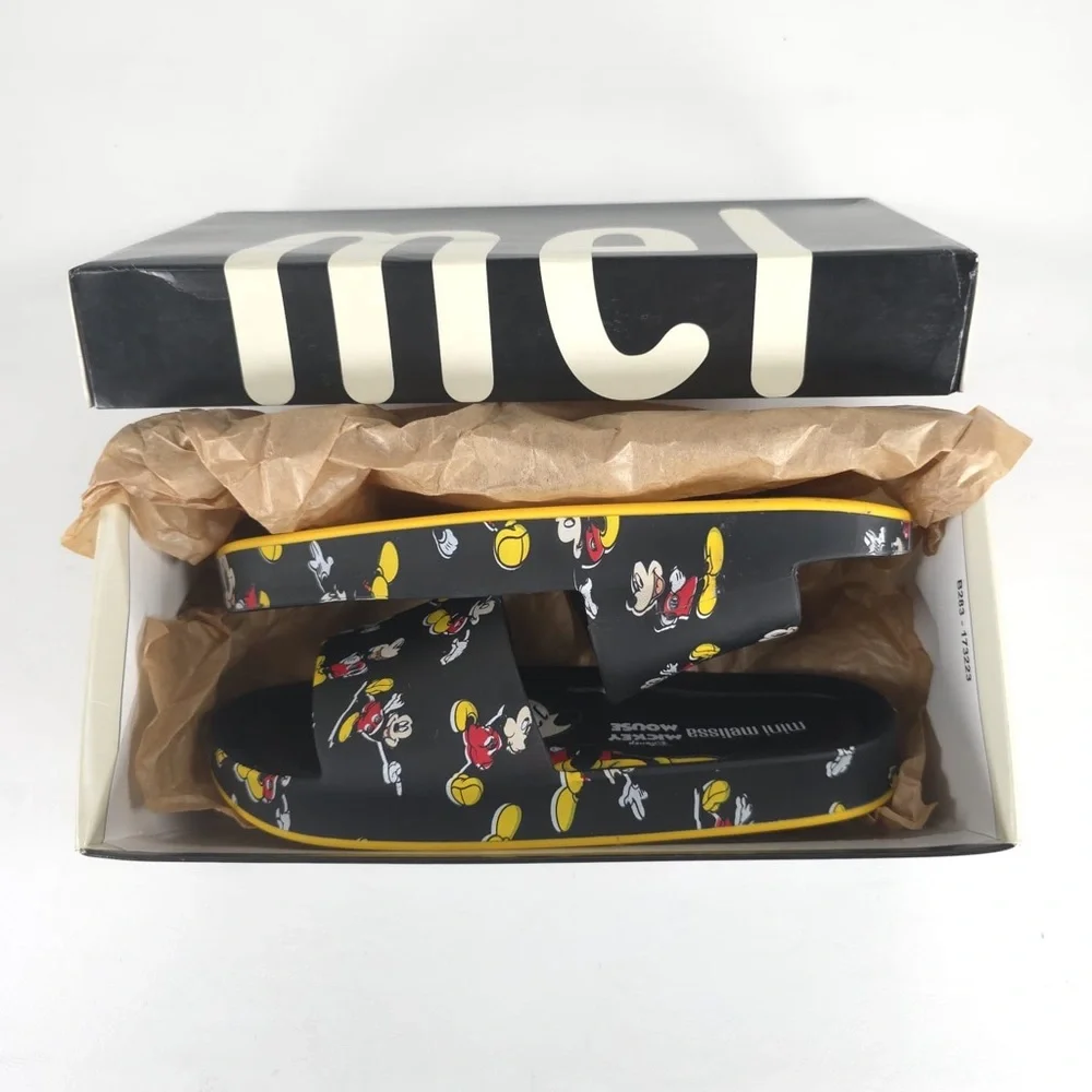 MINI MELISSA Unisex Black Beach Slide III Mickey‎ & Fiends Sandals Size 2 KIDS